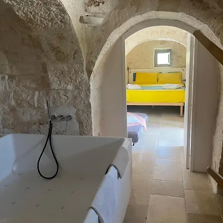I Trulli Di Alessandro, Nel Cuore Della Valle D'itria Martina Franca